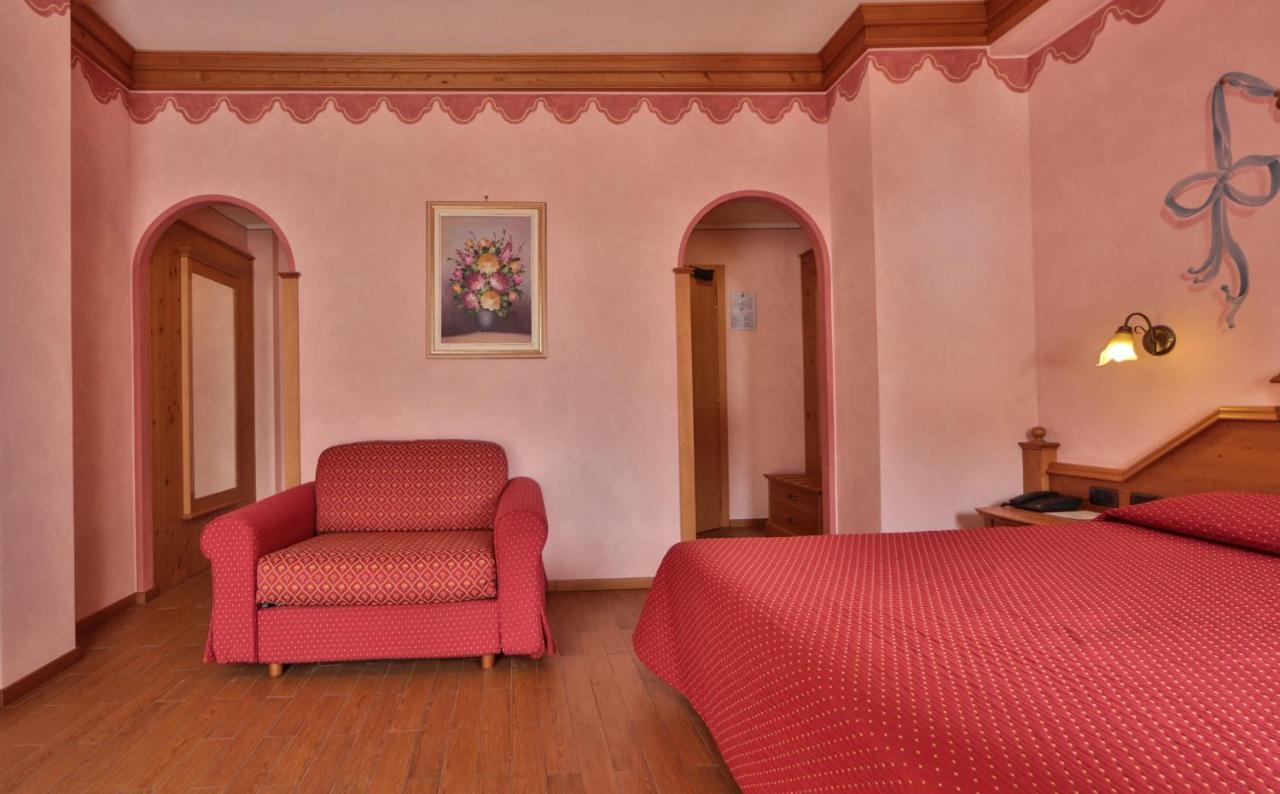 Hotel Fai في ديلا باغانيلا المظهر الخارجي الصورة