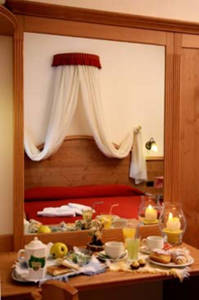 Hotel Fai في ديلا باغانيلا المظهر الخارجي الصورة